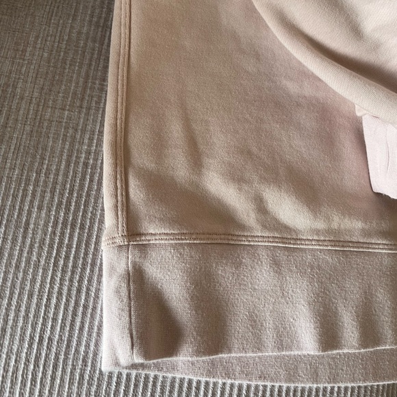 Lululemon crew neck sweatshirt dusty pale pink - Picture 8 of 8